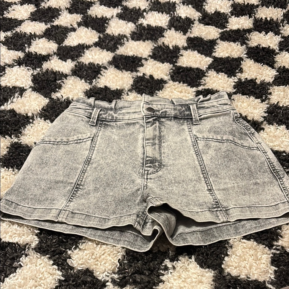 Universal Thread Light Gray Jean Shorts